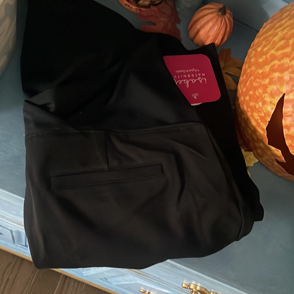 isabel maternity black pants OVER belly back pockets NWT - Picture 5 of 6